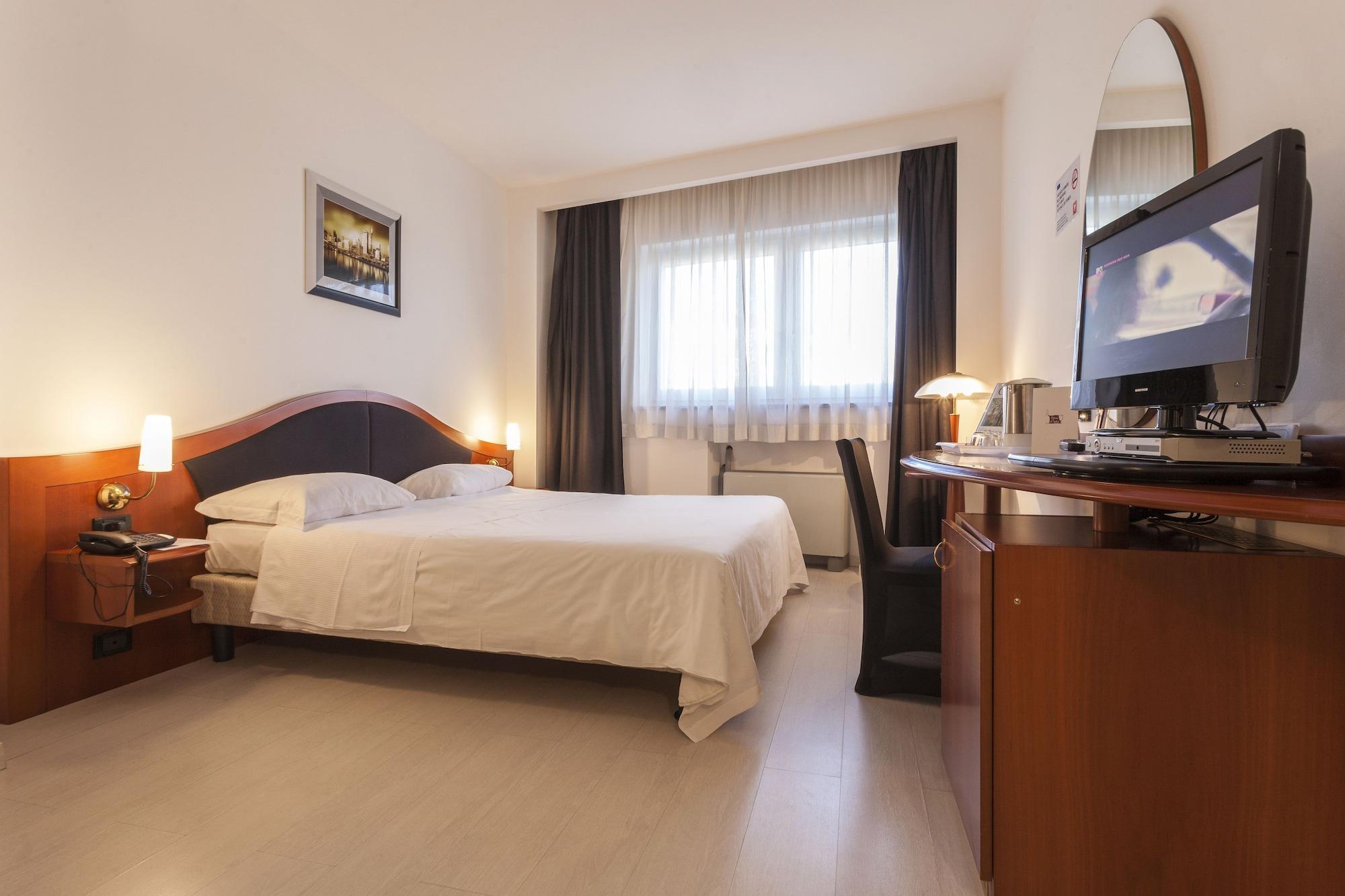 Hotel Donizetti Lallio Buitenkant foto