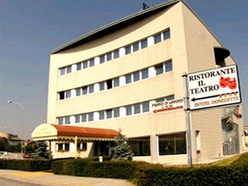 Hotel Donizetti Lallio Buitenkant foto
